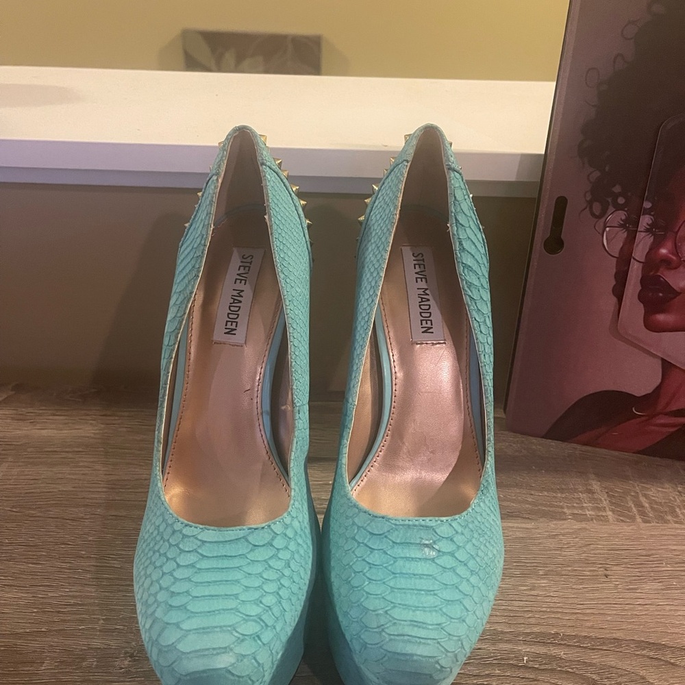 Steve Madden Turquoise Women's Shoes